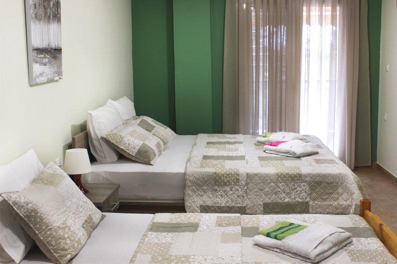 Souzana Rooms Nea Plagia Extérieur photo