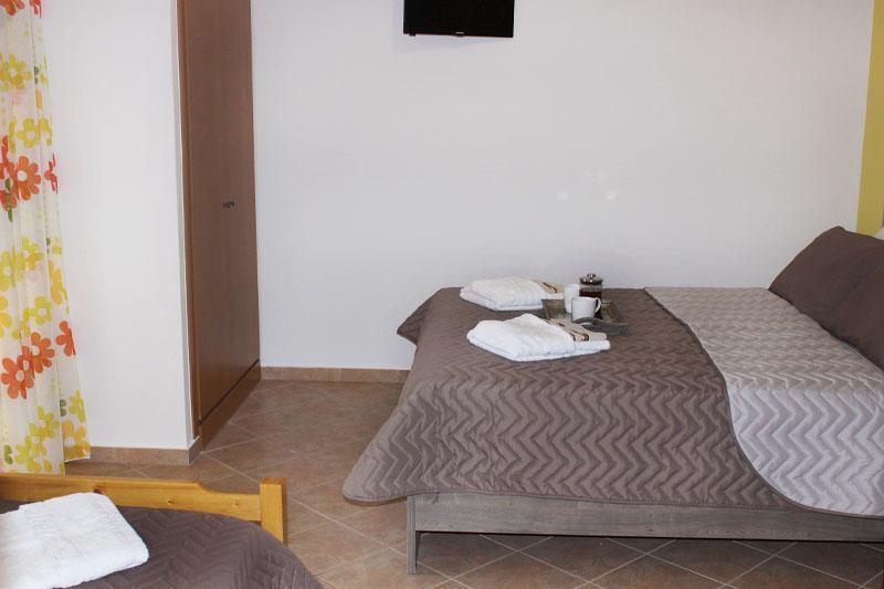 Souzana Rooms Nea Plagia Extérieur photo